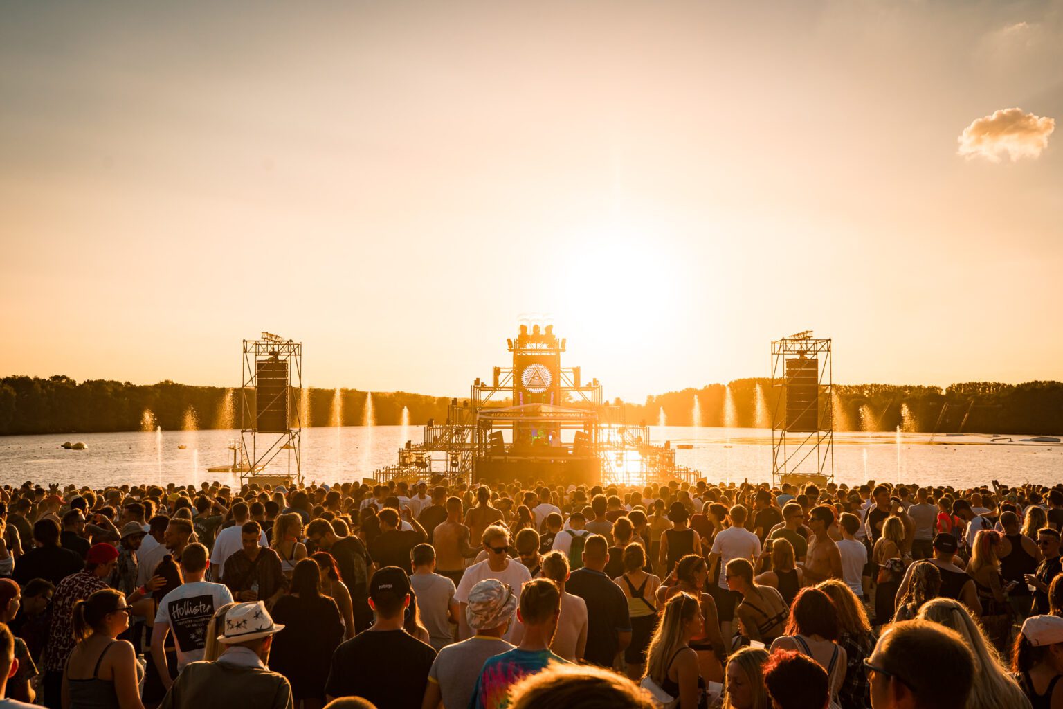 nibirii-festival-2023-goa-techno-dnb-in-d-ren